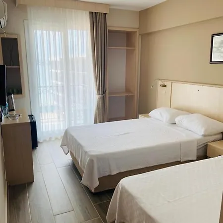Apartmanhotel Ileri &