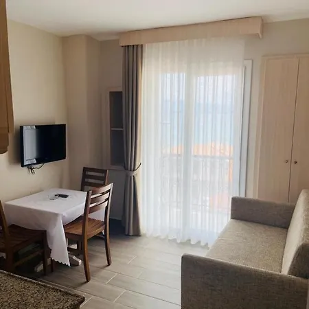 Lägenhetshotell Ileri & Çeşme