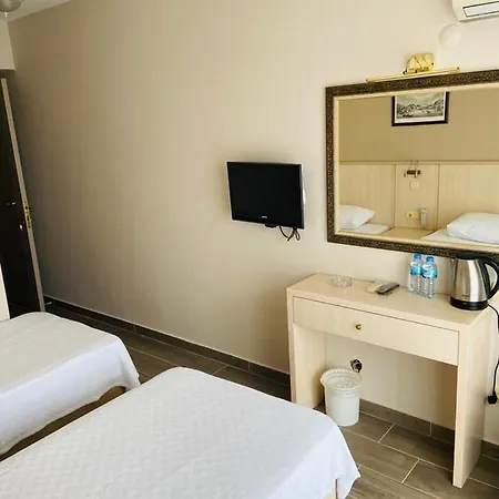 Hotel apartamentowy Ileri & Çeşme