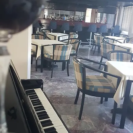 Ileri & Hotel apartamentowy