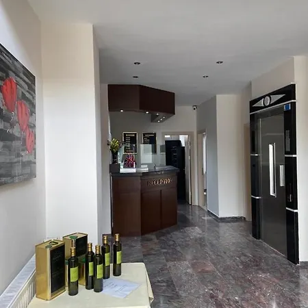 伊勒里公寓式酒店 Çeşme