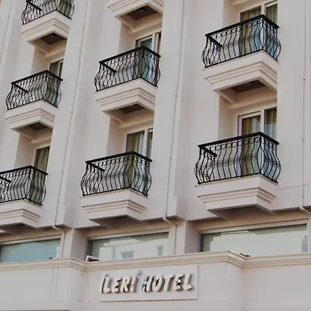 伊勒里公寓式酒店 Çeşme