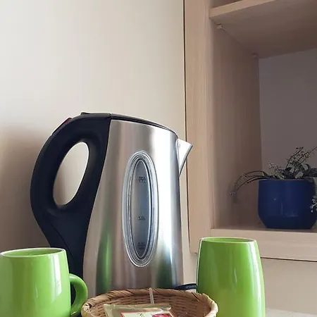 Ileri & Lägenhetshotell Çeşme
